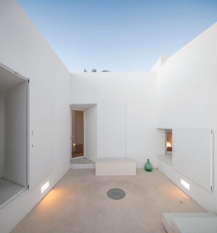 Casa Luum | Holiday rentals Portugal